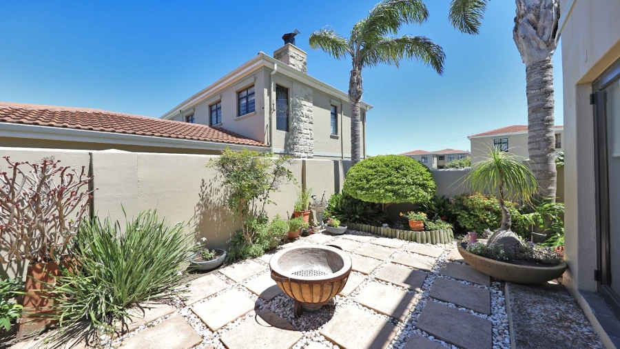 3 Bedroom Property for Sale in Baronetcy Western Cape